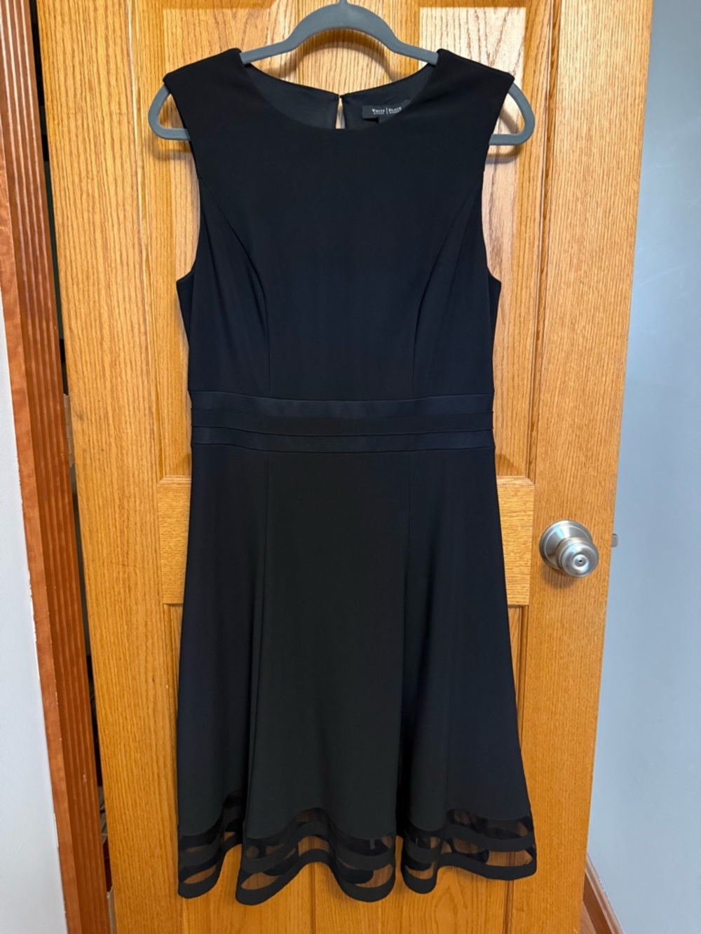 NWT White House Black Market WHBM Sleeveless Black Cocktail Dress - Size 10